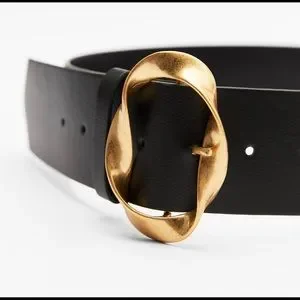 Zara | Accessories | Twisted Buckle Belt | Poshmark display picture 3
